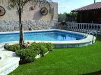 Artificial Grass Suppliers   Perfectly Green Ltd 1104085 Image 0
