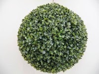 Chris Robinson   Artificial Topiary Balls 1114748 Image 6