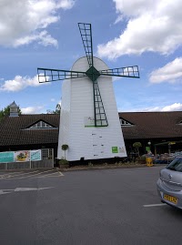 Enfield A Wyevale Garden Centre In Crews Hill Greater London En2 9dx