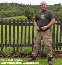 Gardener Chinnor 1110198 Image 0