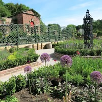 Redhall Walled Garden 1129796 Image 3